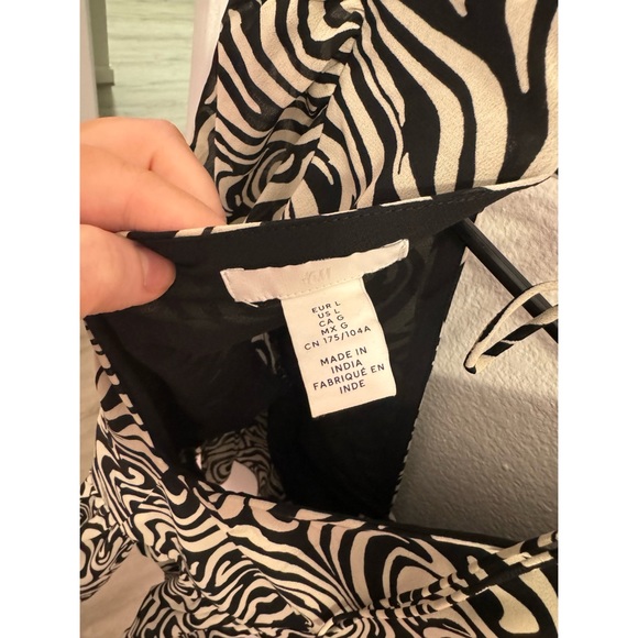 Funky peplum top - Picture 3 of 3